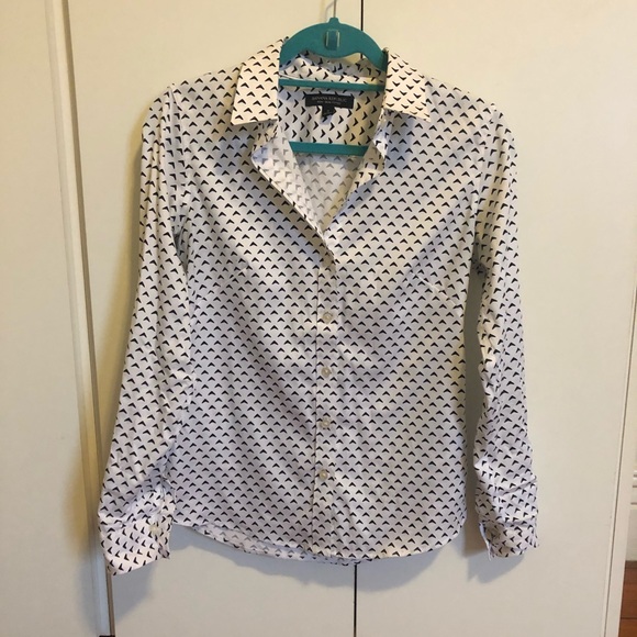 Banana Republic Fitted Dress Shirt - Picture 3 of 6